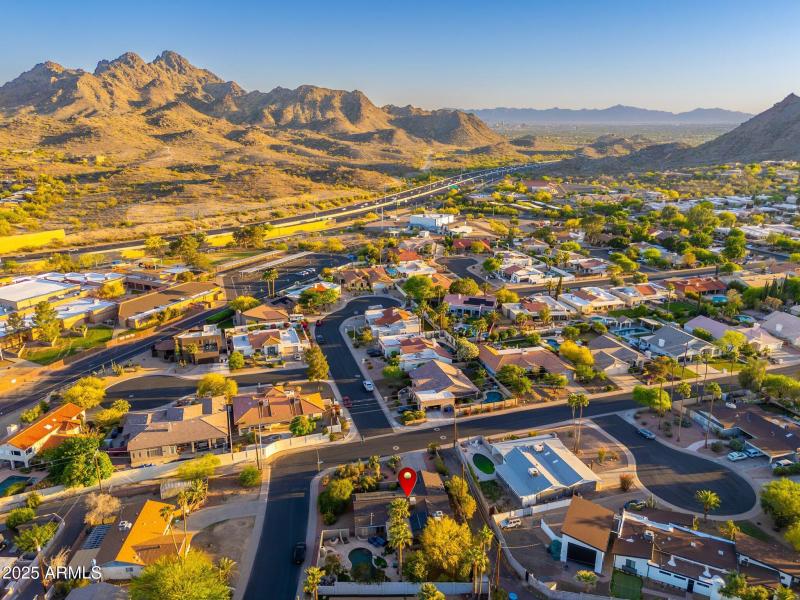 2712 E Mountain View Rd - 74