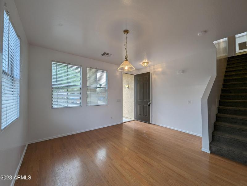 3330 W SAINT ANNE AVE