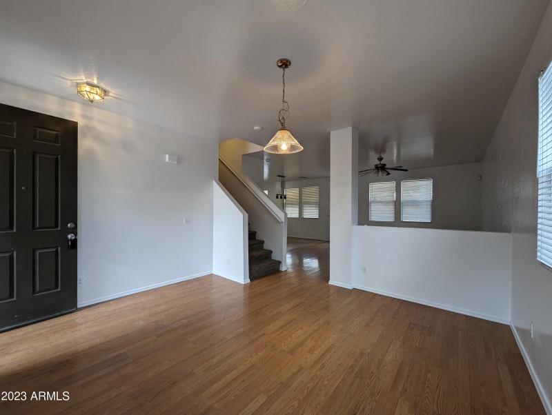 3330 W SAINT ANNE AVE