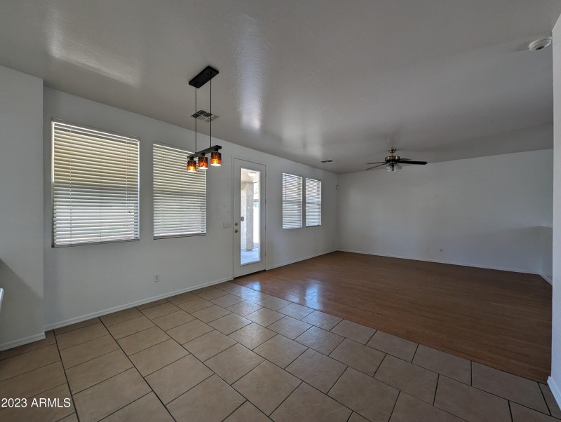 3330 W SAINT ANNE AVE