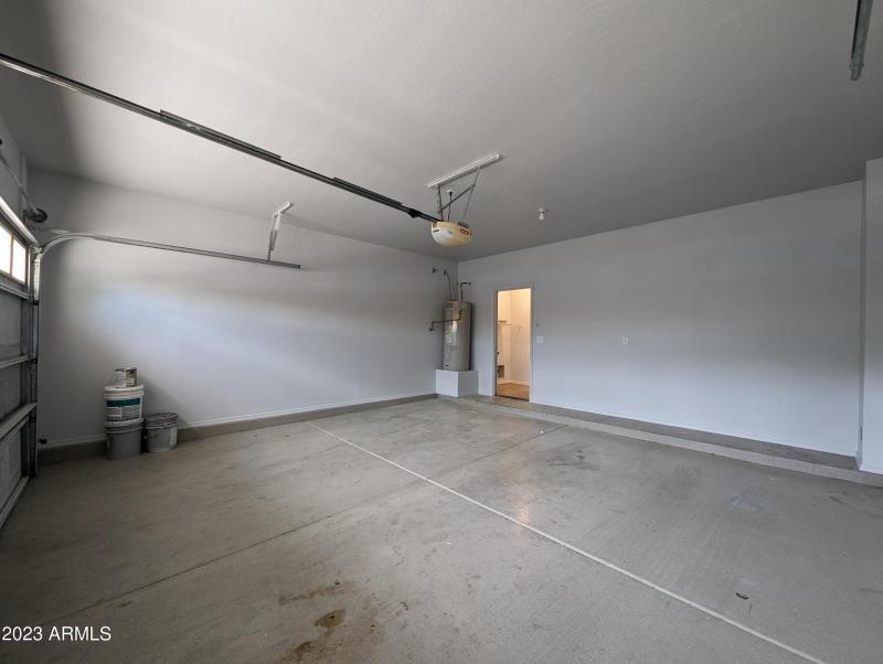 3330 W SAINT ANNE AVE