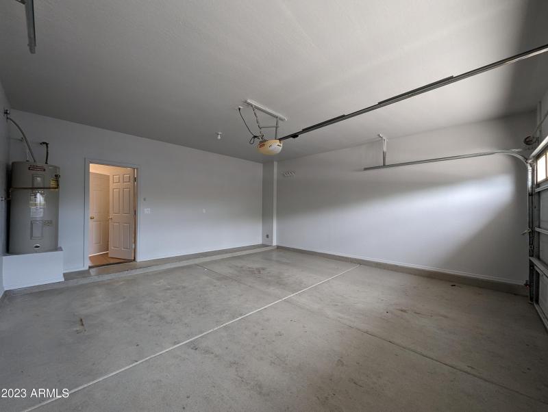 3330 W SAINT ANNE AVE