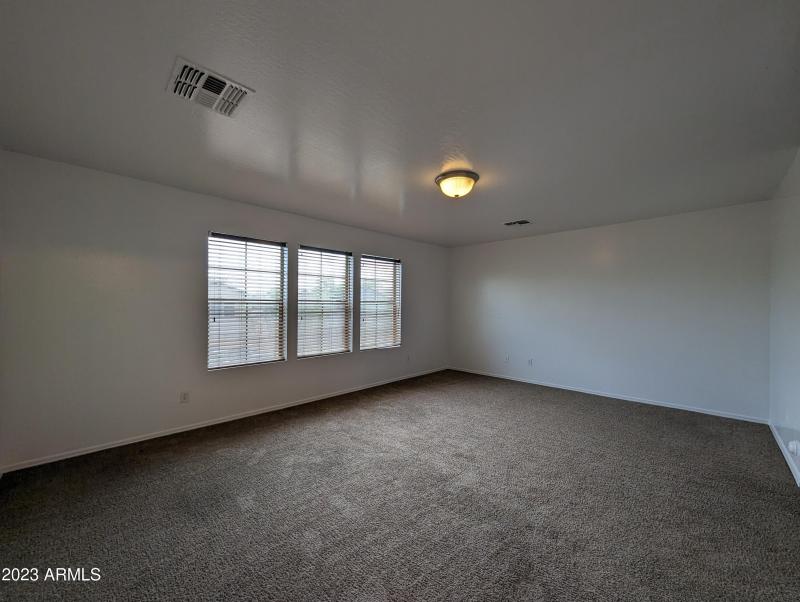 3330 W SAINT ANNE AVE