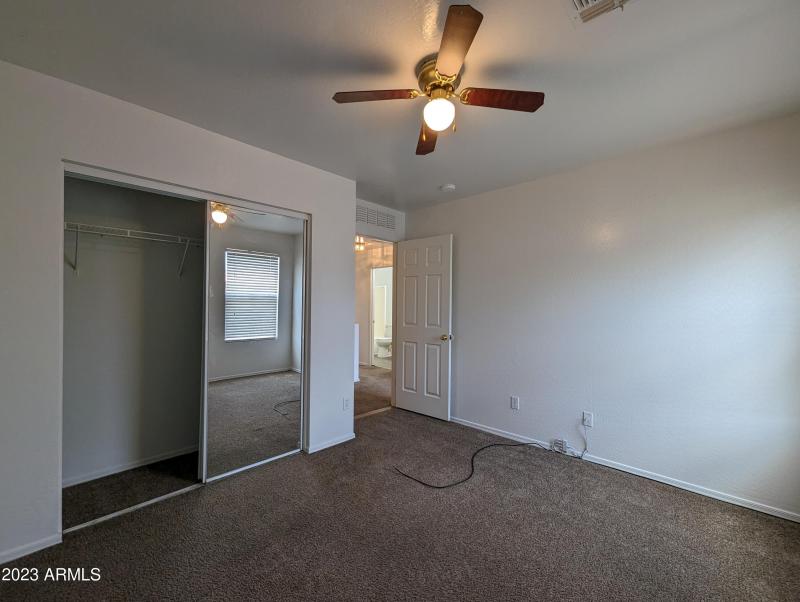 3330 W SAINT ANNE AVE