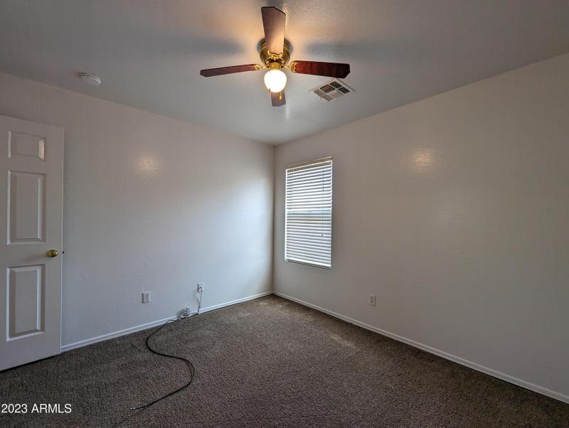 3330 W SAINT ANNE AVE