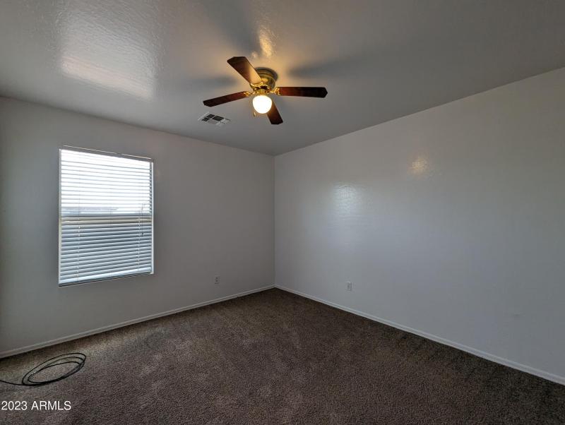 3330 W SAINT ANNE AVE