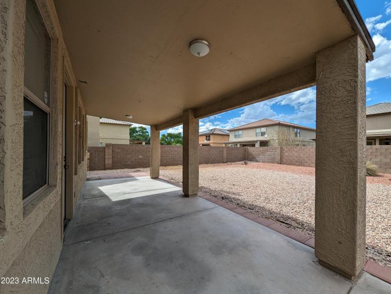 3330 W SAINT ANNE AVE