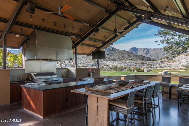 64-web-or-mls-Q) VICTORY AT VERRADO