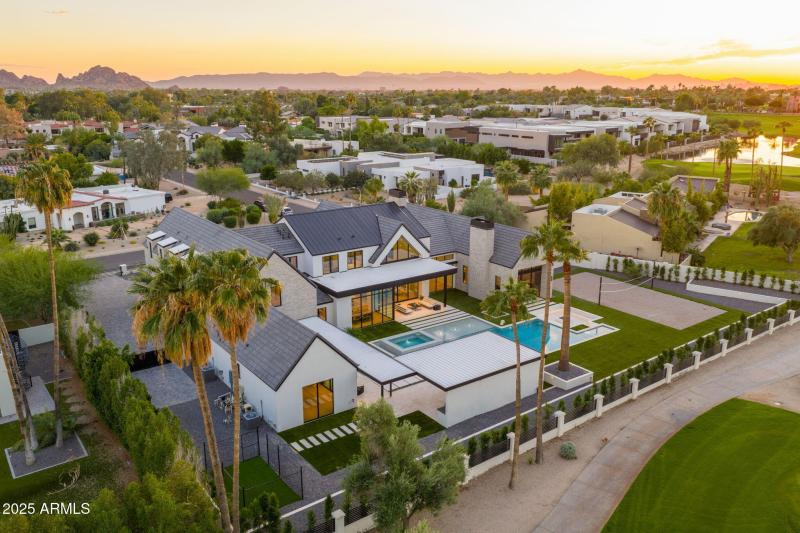 74-web-or-mls-6230-e-hillcrest-blvd