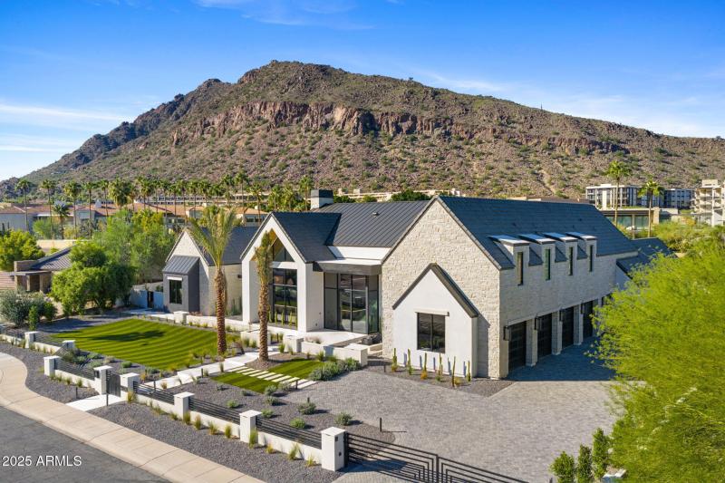 77-web-or-mls-6230-e-hillcrest-blvd