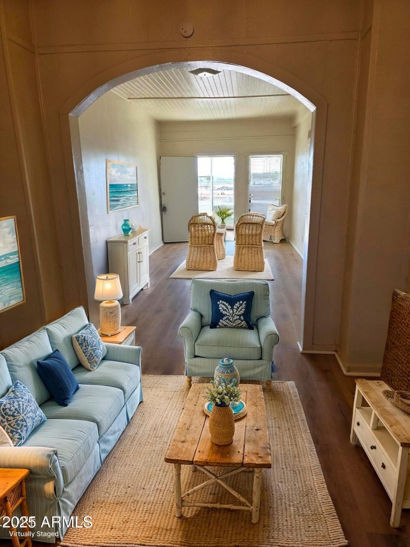 centre-living-room-214 - Living Room - C