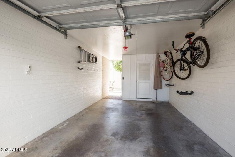 Large Garage - With Storage Room!