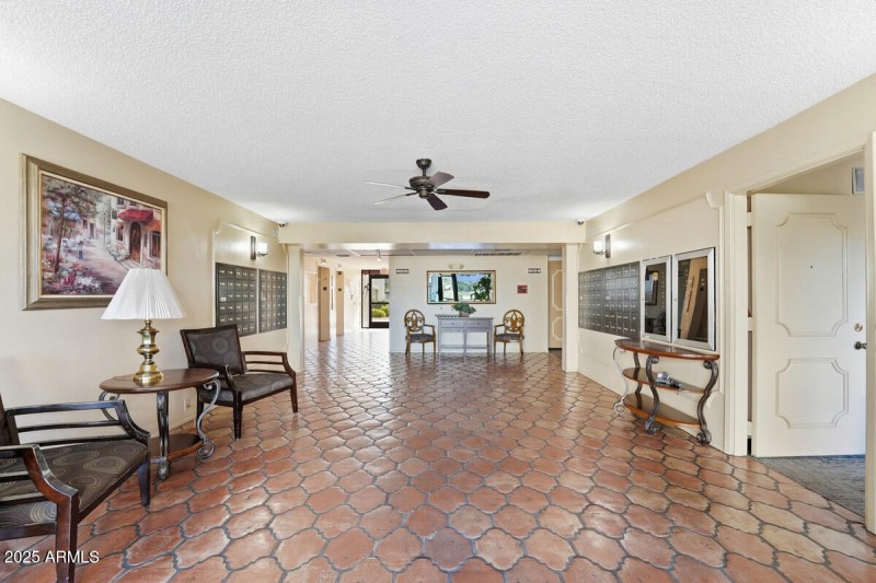 3033 E Devonshire Ave, Unit 1023-22