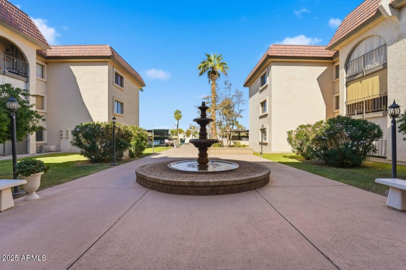 3033 E Devonshire Ave, Unit 1023-29