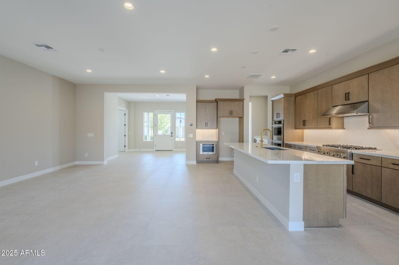 Great Room Off The Kitchen