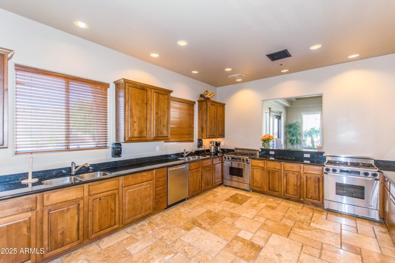 26 Community Kitchen