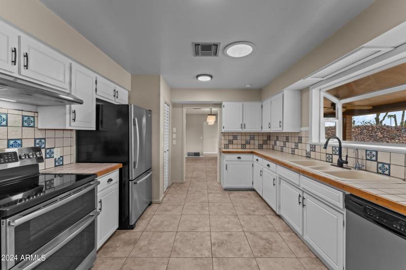 1605 N Little Stonehedge Ranch Rd