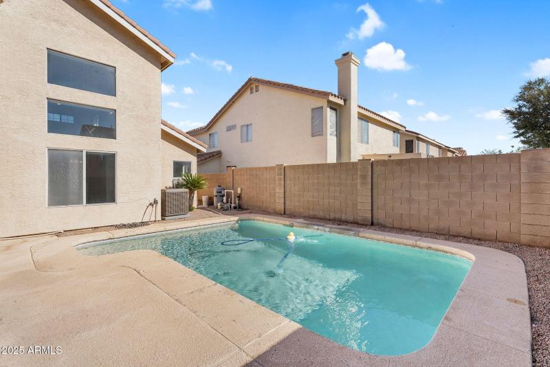 34-web-or-mls-2905 E Glenhaven Dr-37