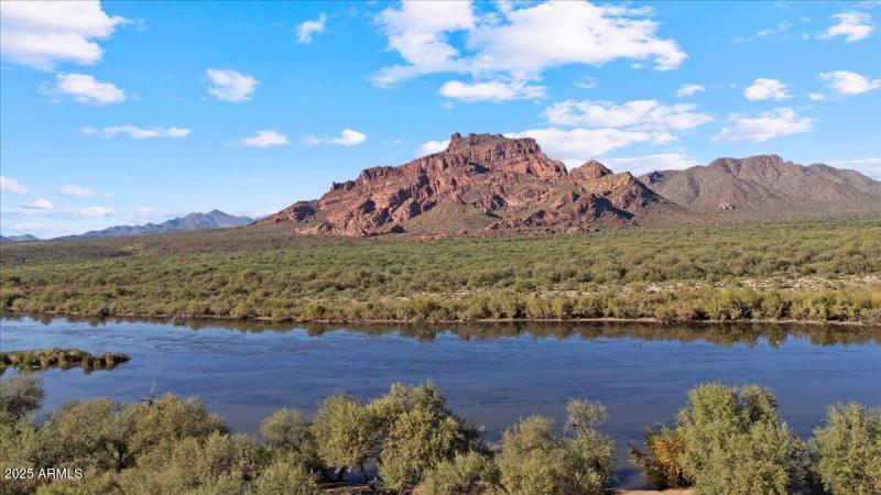 18-DJI_20251030145935_0637_D