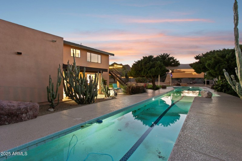 56-web-or-mls-11816-n-bancroft-dr