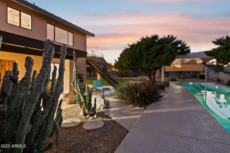 58-web-or-mls-11816-n-bancroft-dr