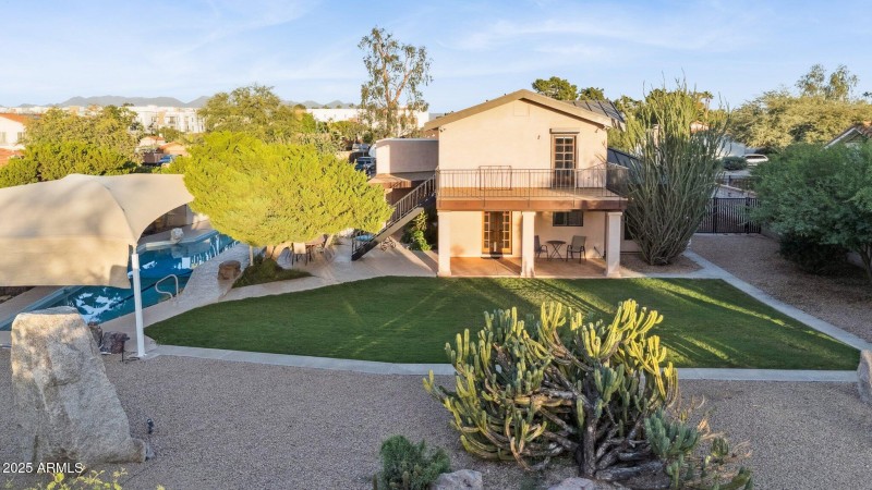 74-web-or-mls-11816-n-bancroft-dr