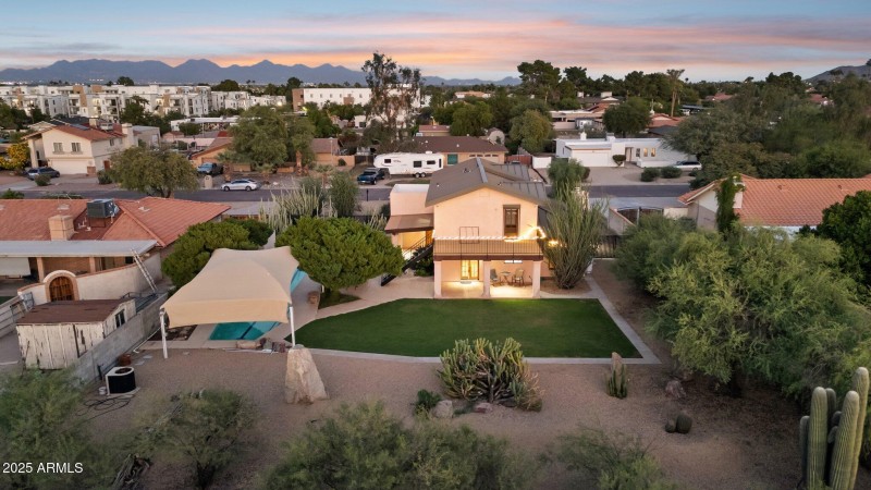 50-web-or-mls-11816-n-bancroft-dr