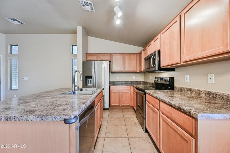 5-16620S48S24-ocupix-