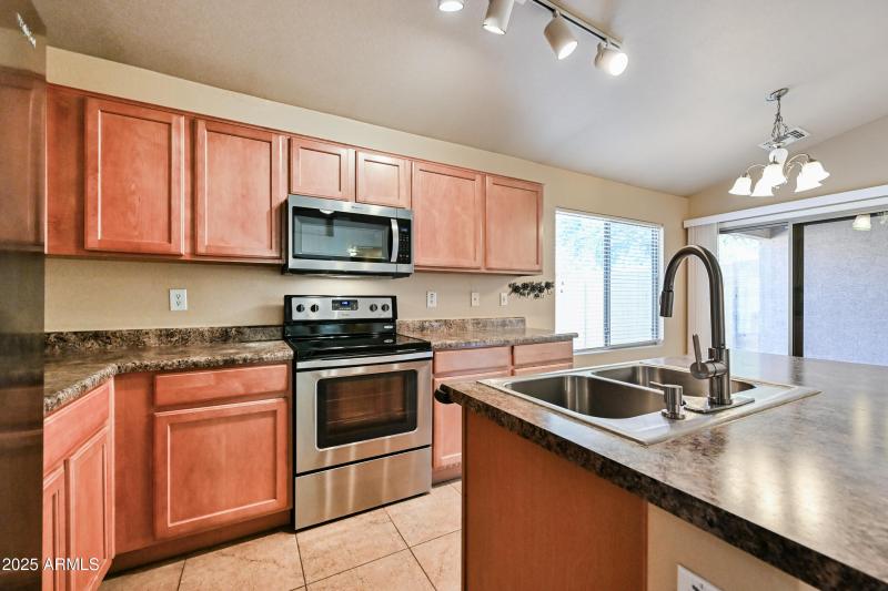 8-16620S48S24-ocupix-