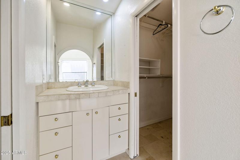 1840 E MORTEN AVE 229, Phoenix, AZ 85020