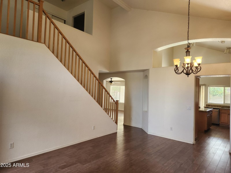 Living Rm/Formal Dining