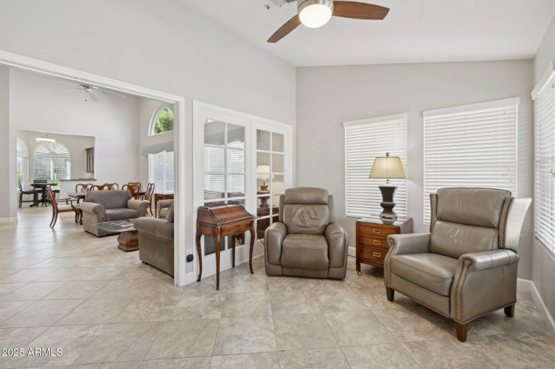 Bonus Room/Den/Office