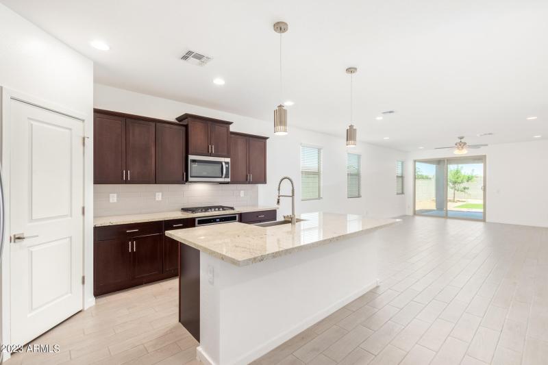 10 - Clydesdale 4470