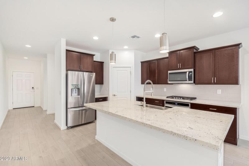 11 - Clydesdale 4470