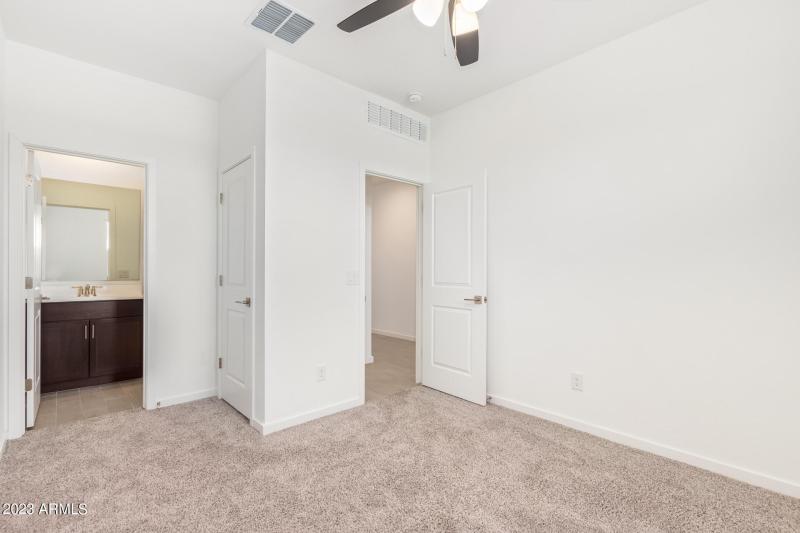 19 - Clydesdale 4470