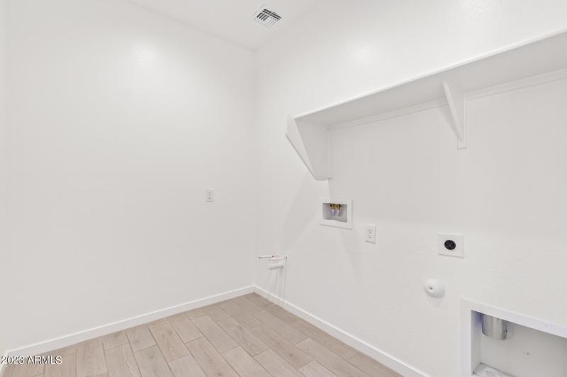 29 - Clydesdale 4470