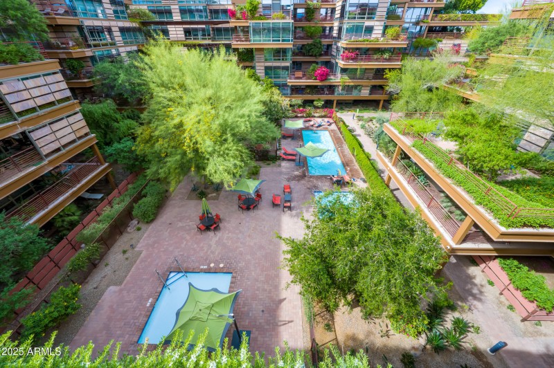 21-OptimaCamelview-ocupix-Comm