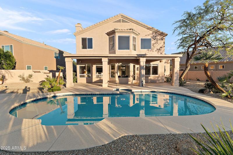 SPARKLING & REFRESHING