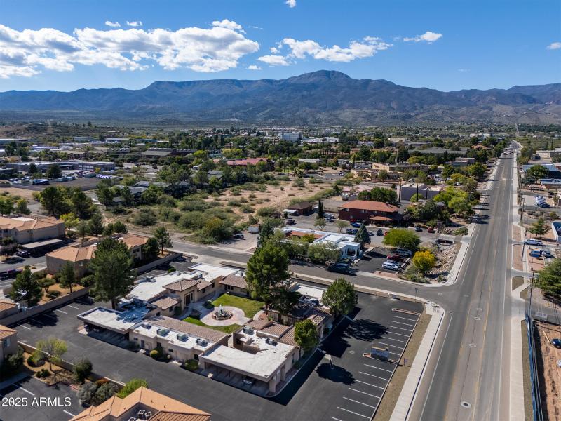 EIland Plaza_Drone 1