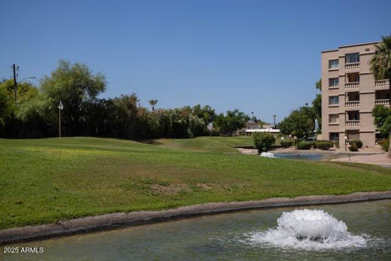 7830 E Camelback 709 15