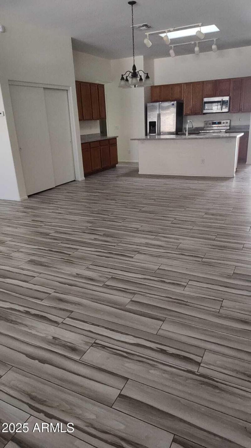 PHOTO-2024-12-27-10-25-25