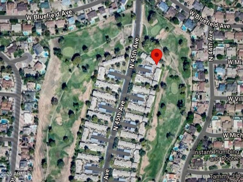 Backs to 14th hole !