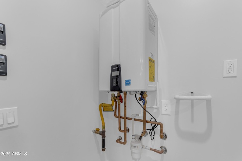 0382_a4m_cloud creek