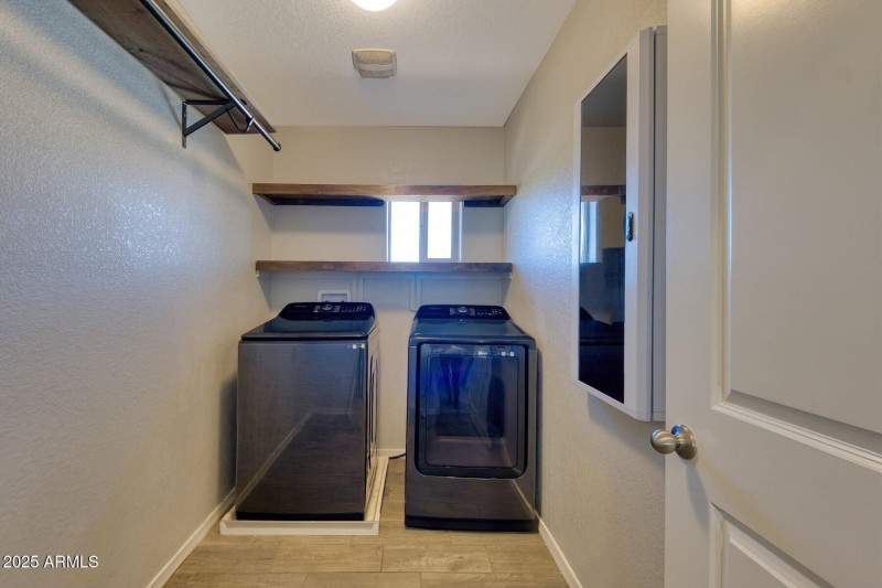 082203-3542 Rhapsody Drive 1