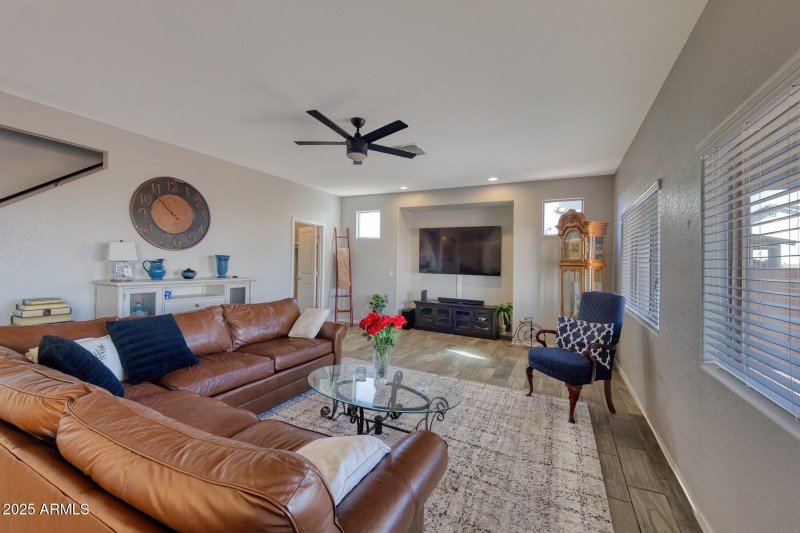 082148-3542 Rhapsody Drive 1