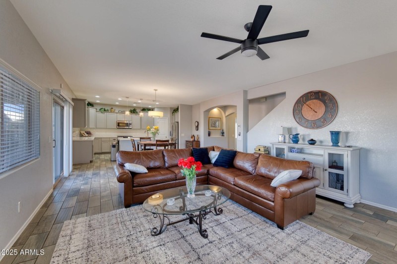 082138-3542 Rhapsody Drive 1