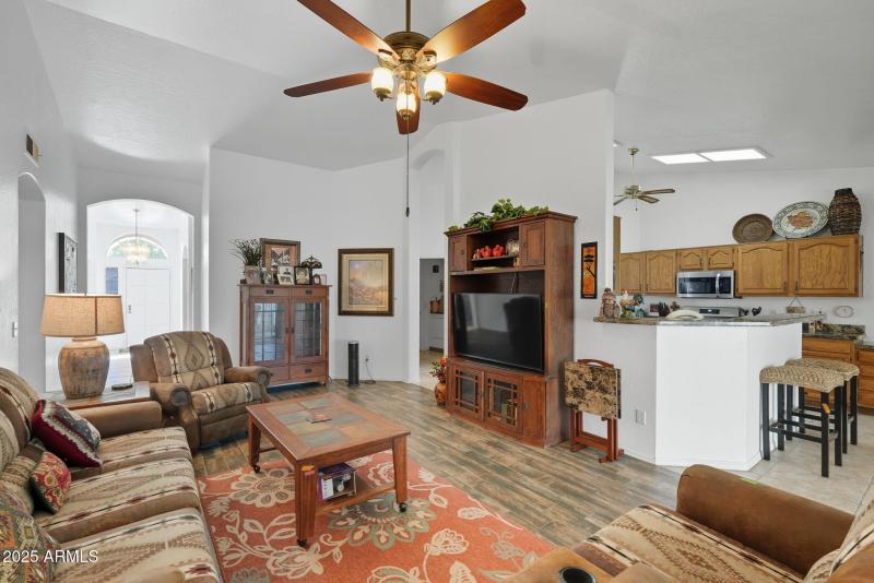 12-web-or-mls-024_ListerPros