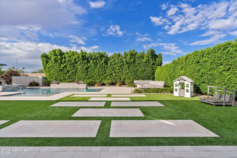 Pool Walk-Up/ Sitting Area