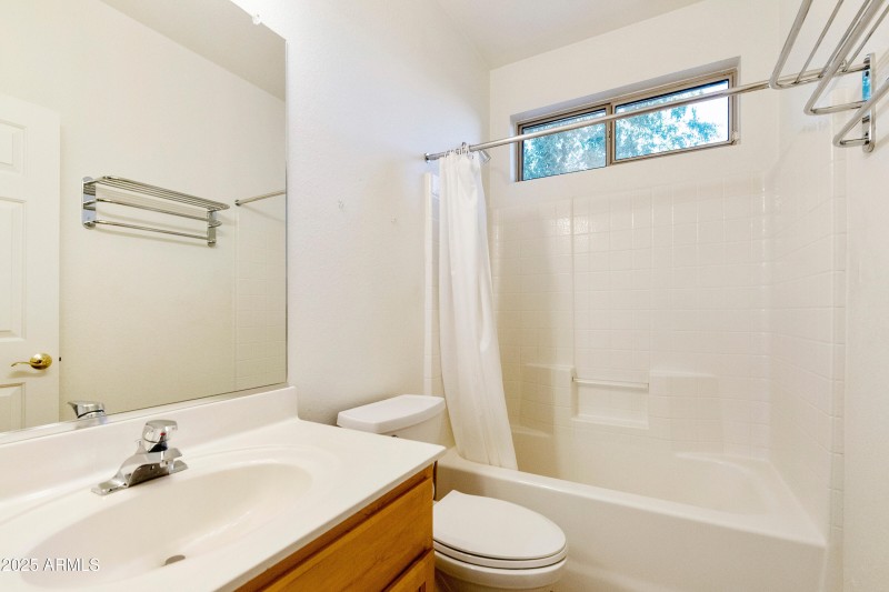 4527 E Sycamore Ct Gilbert AZ-print-024-