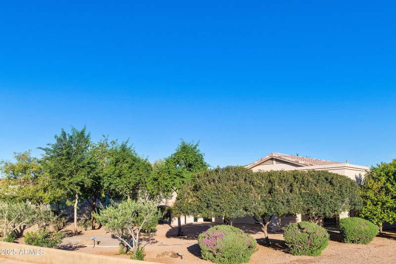 4527 E Sycamore Ct Gilbert AZ-print-032-